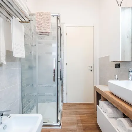 Essenza Moderna - Zona Ospedale Civile Appartement *